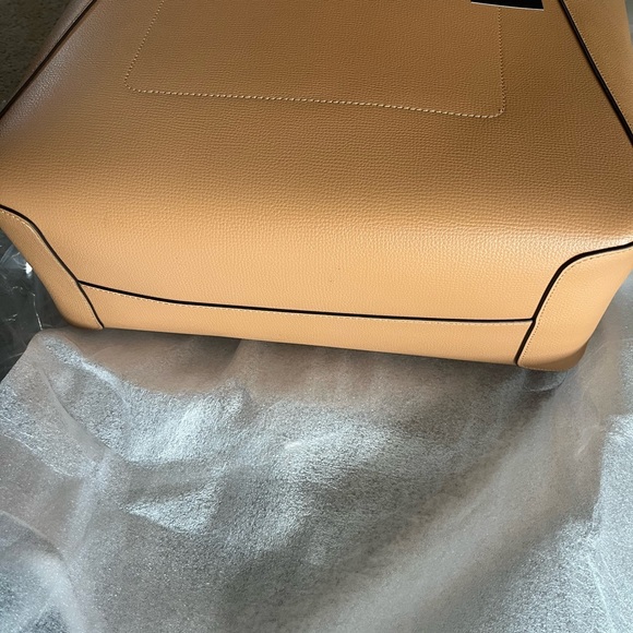 NWT Kate Spade Tan Structured Leather Tote - Picture 6 of 10